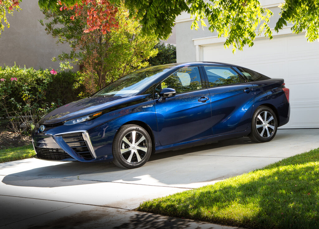 Toyota Mirai 2016