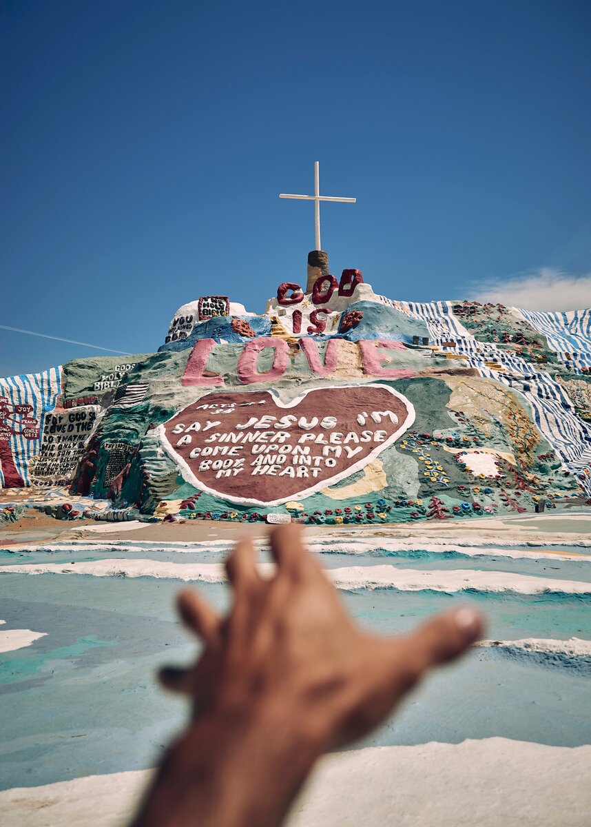 Любовь Христа. За фото спасибо Nicolas Moscarda on Unsplash