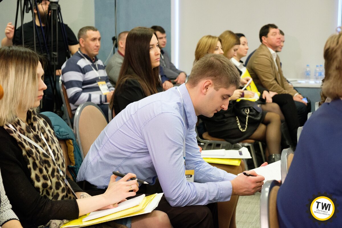 Предварительная подготовка рабочих кадров.