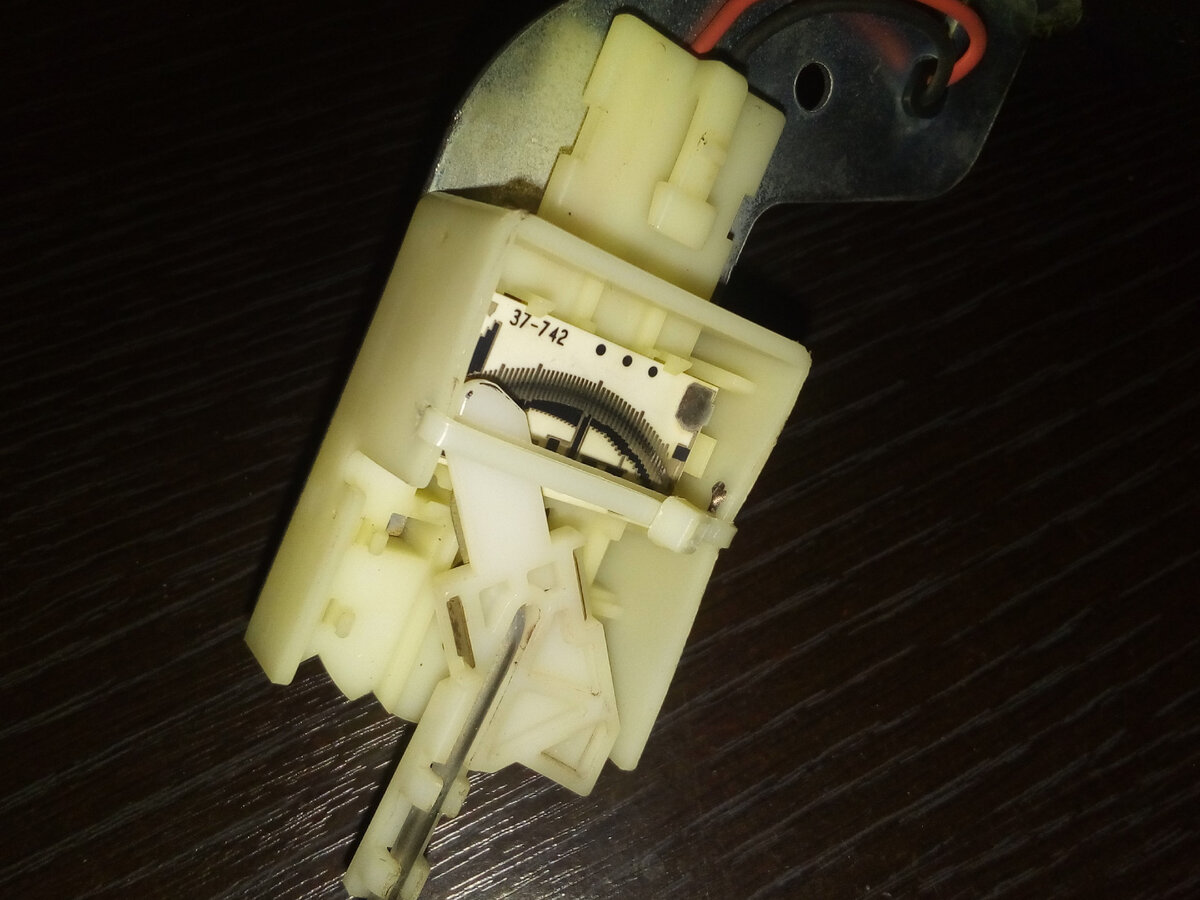 пропилы и хомут