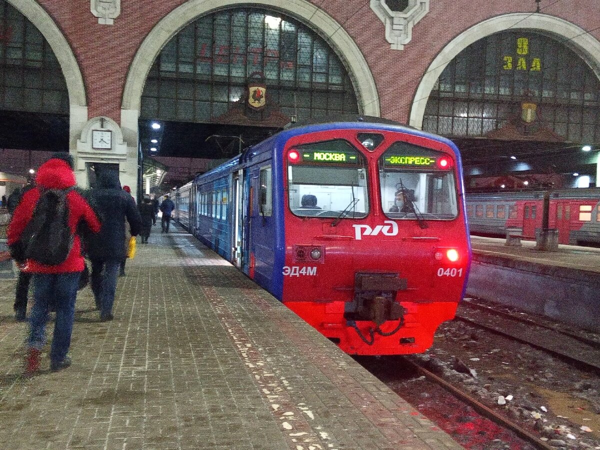 Москва-Пасс-Казанская: ТЭМ18ДМ и не только. 16.02.2022. | Железнодорожье и  его окрестности | Дзен