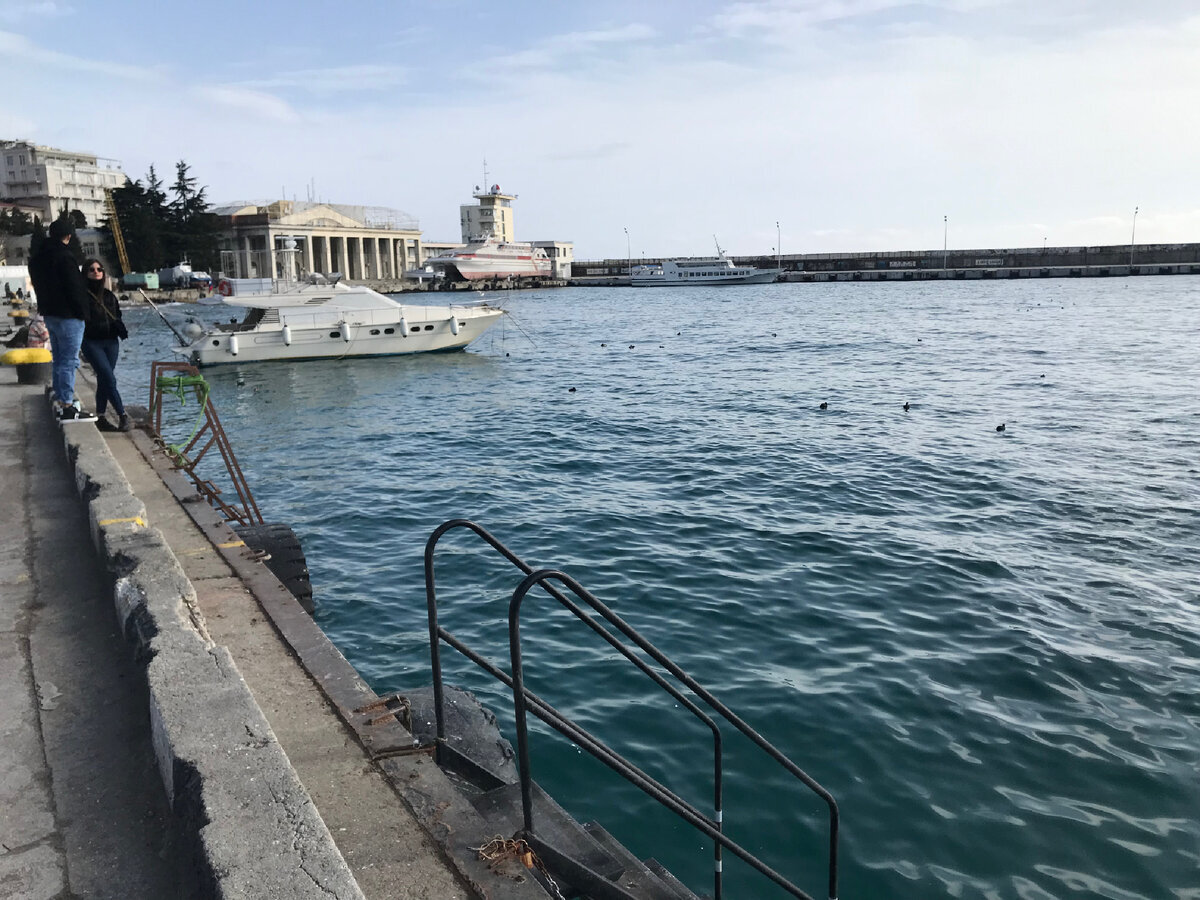 Пустой причал 4