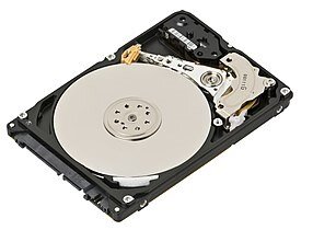 Жесткий диск HDD - такие диски нуждаются в дефрагментации