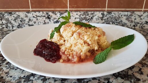 Яблочный тертый пирог к чаю. Вкусно, просто и недорого