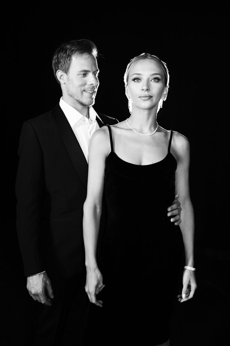     Никита Кацалапов и Виктория Синицина в украшениях Mercury