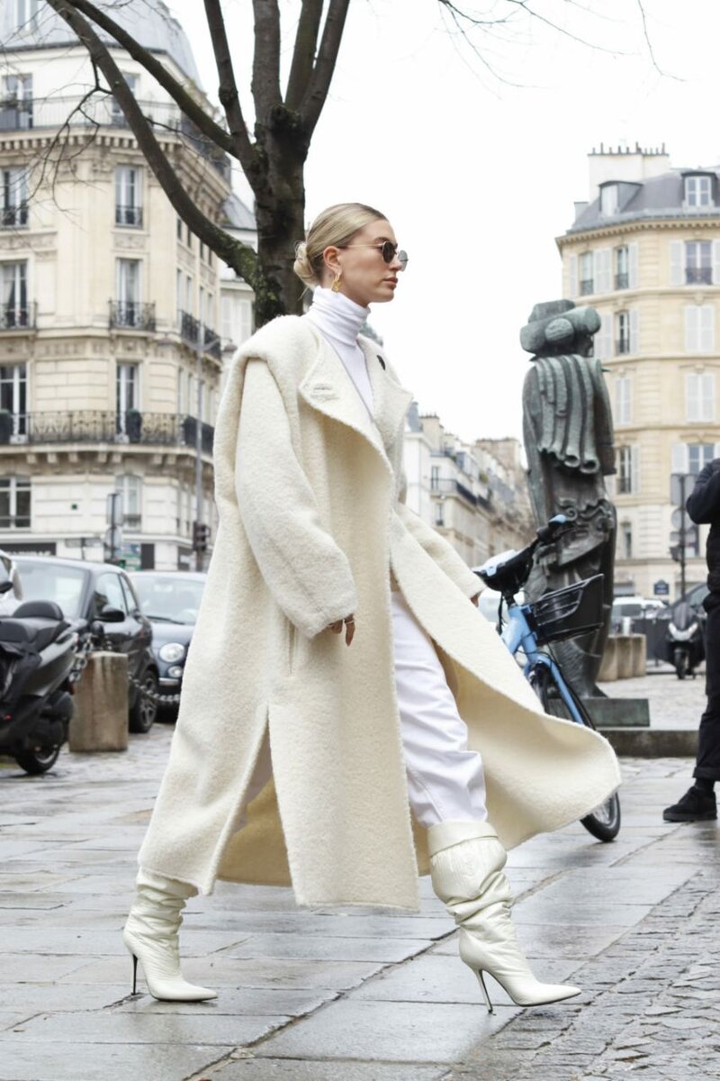 Белое зимнее пальто для женщин