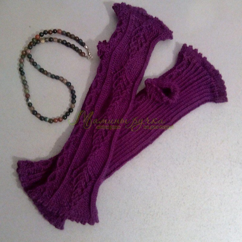 Вязаные спицами митенки Twisted Diamonds, описание есть на моем сайте маминыручки.рф