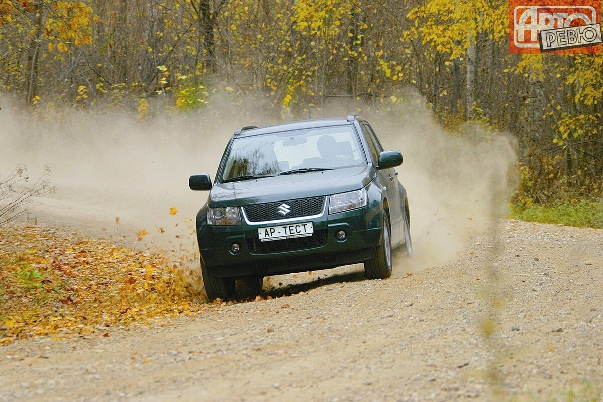 Suzuki Grand Vitara III поколения (фото: каталог auto.ru)