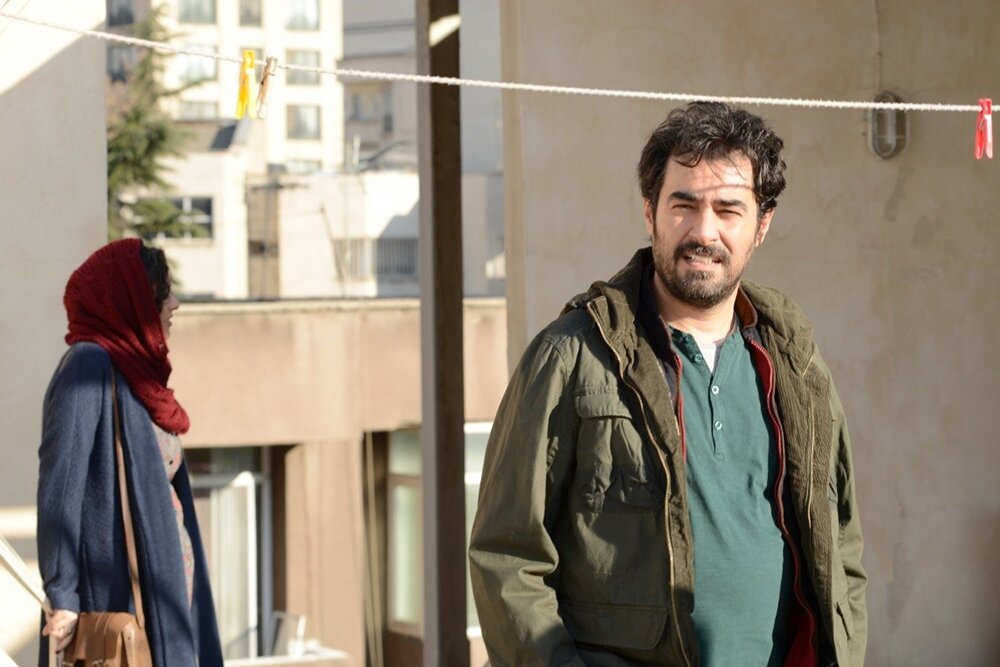 «Коммивояжер» – психологическая драма известного иранского режиссера и сценариста Асгара Фархади, премьера которой состоялась в 2016 году в рамках основной конкурсной программы Каннского кинофестиваля.