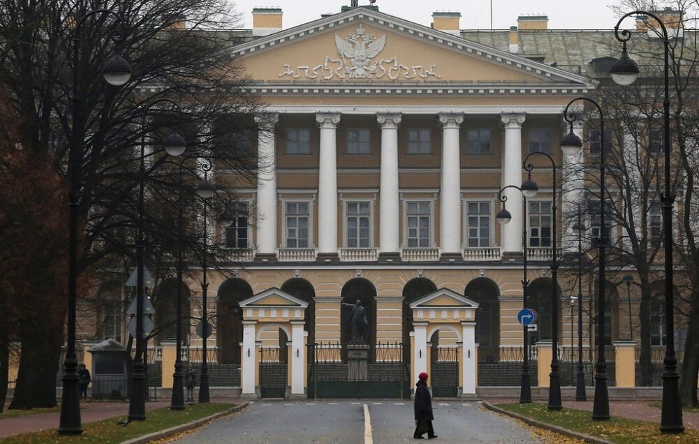 Здание администрации санкт петербурга