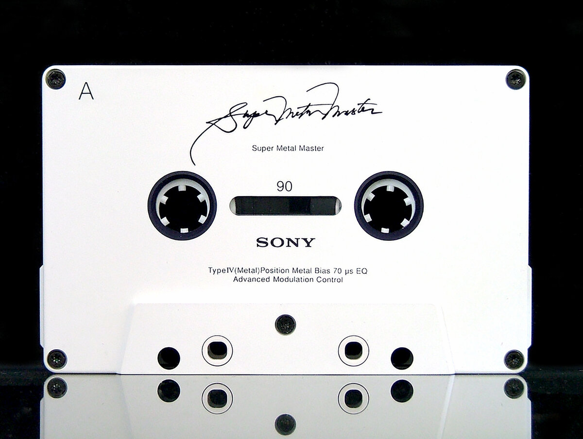 Ценя этой кассеты сегодня около 9000 рублей!