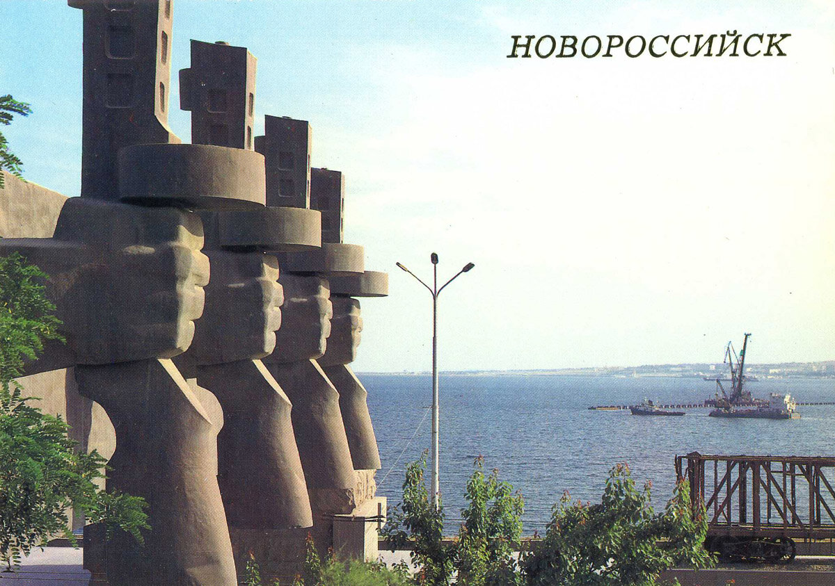 Памятник :   Линия обороны...