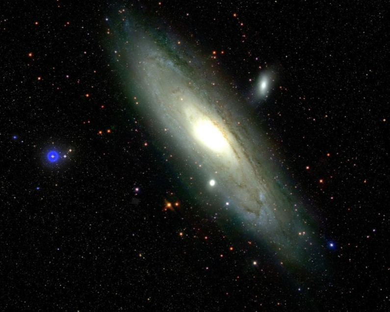  Андромеда. Снимок телескопа "Хаббл".  