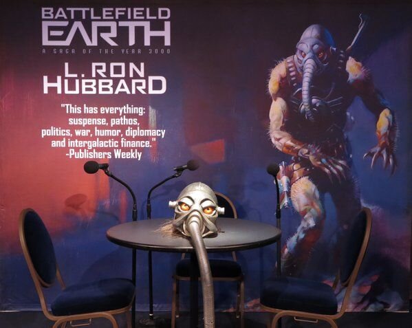 Обложка англоязычного издания. Смотрится неплохо... 