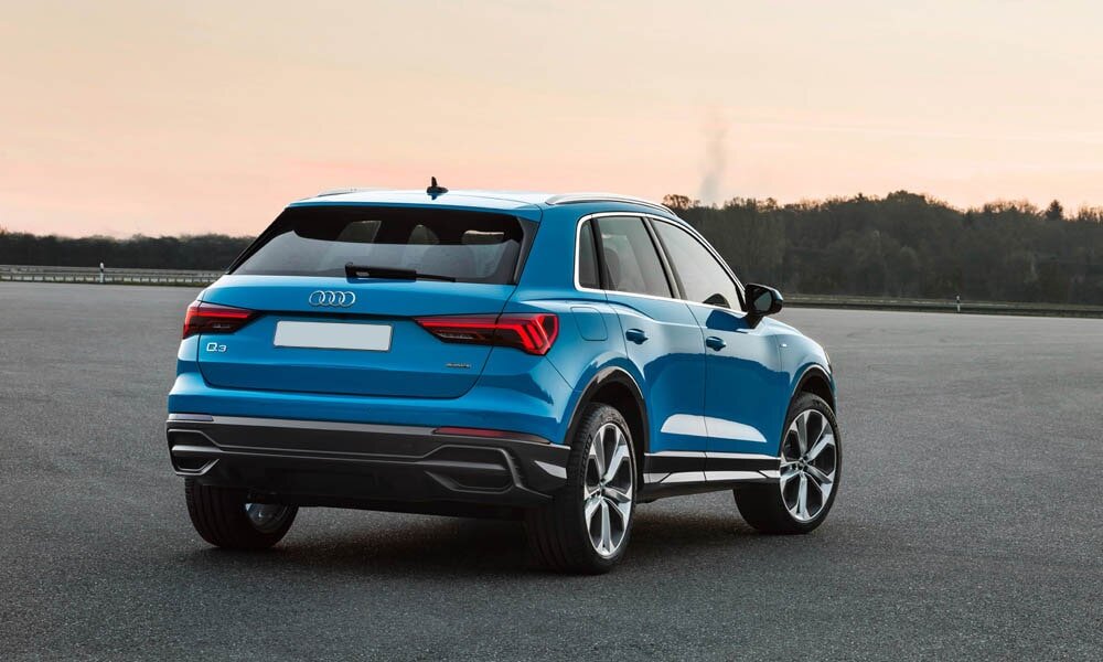   Audi Q3 — европейской сборки, но с российскими нюансами. Audi удивляет хладнокровием: новому кроссоверу Q3 уже год, однако в Россию его начали поставлять только-только.-1-3