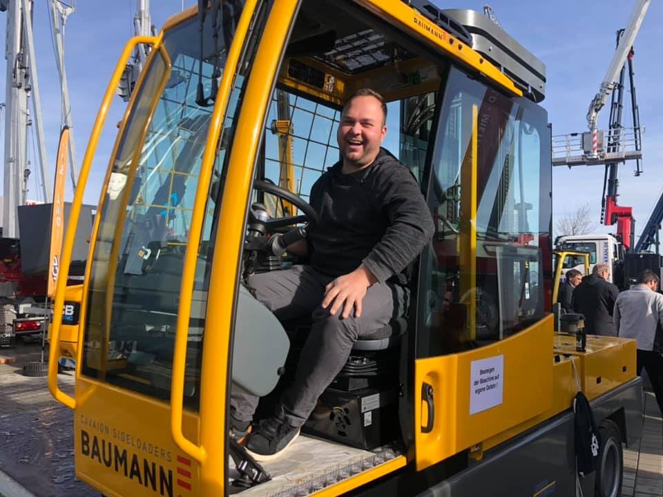 Довольные клиенты всегда приятно - боковые погрузчики Baumann