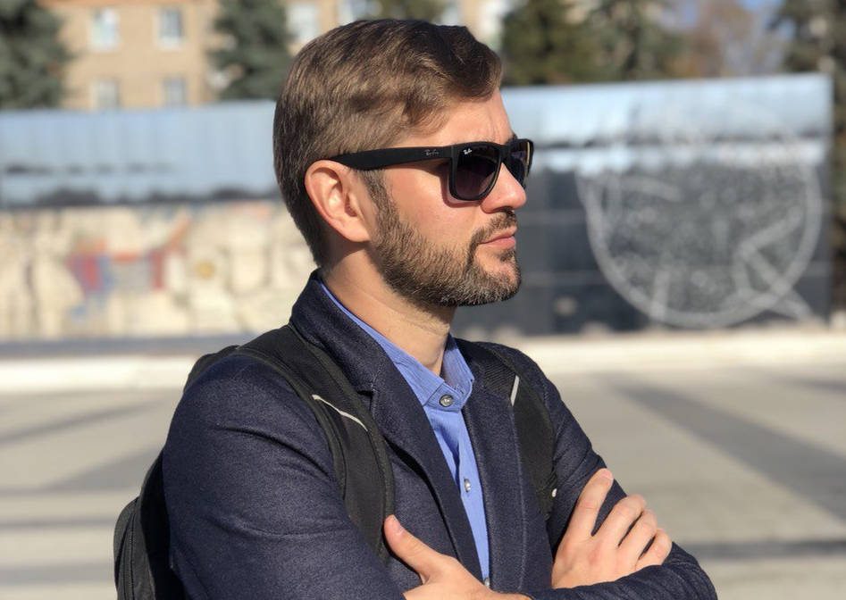 Автор статьи, то есть я ))