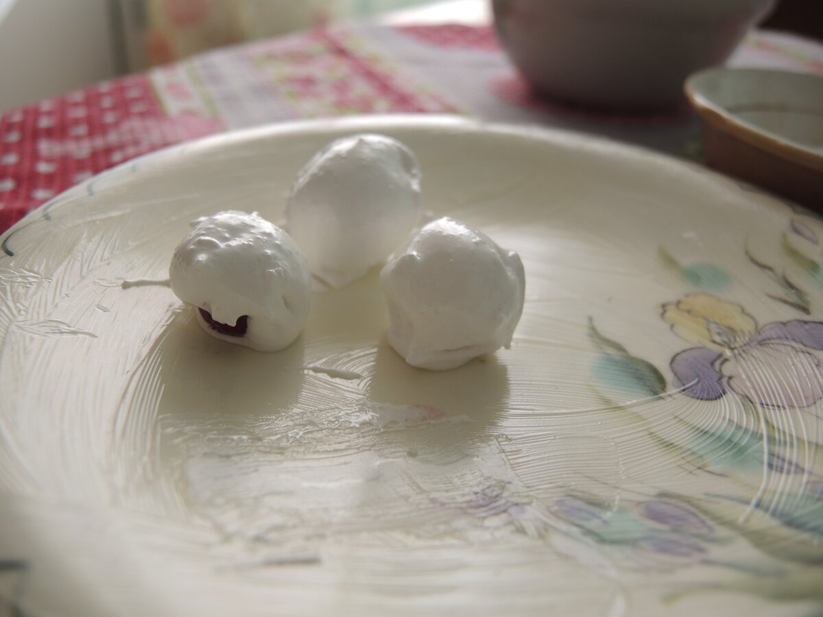   Пушкинские конфеты , это хорошо нам известная из детства клюква в сахаре.