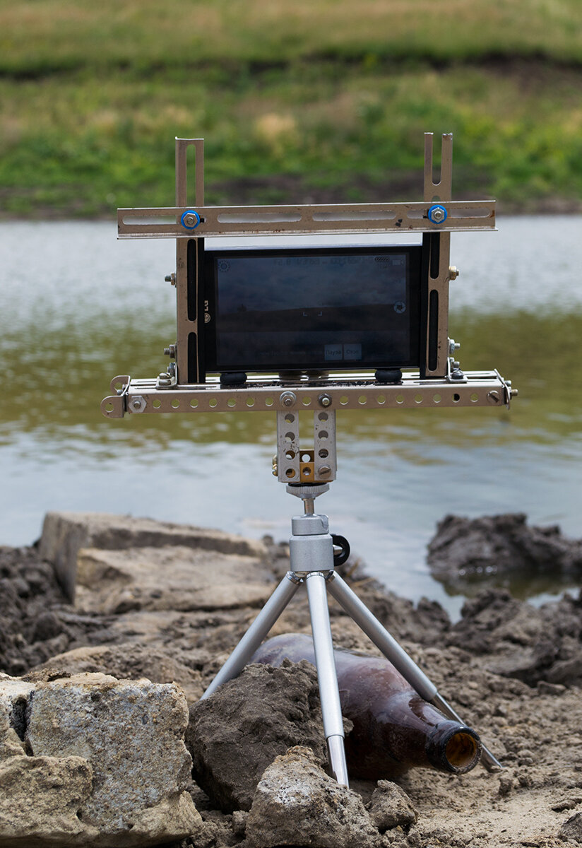 Всё начиналось в 2014 году со смартфона LG L9 P760.. Как тебе адское держало для телефона?))