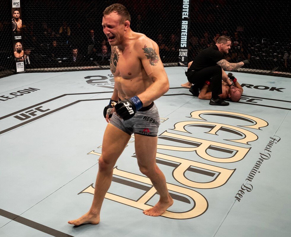 Эмоции Джека Херманссона после боя с Талесом Лайтесом