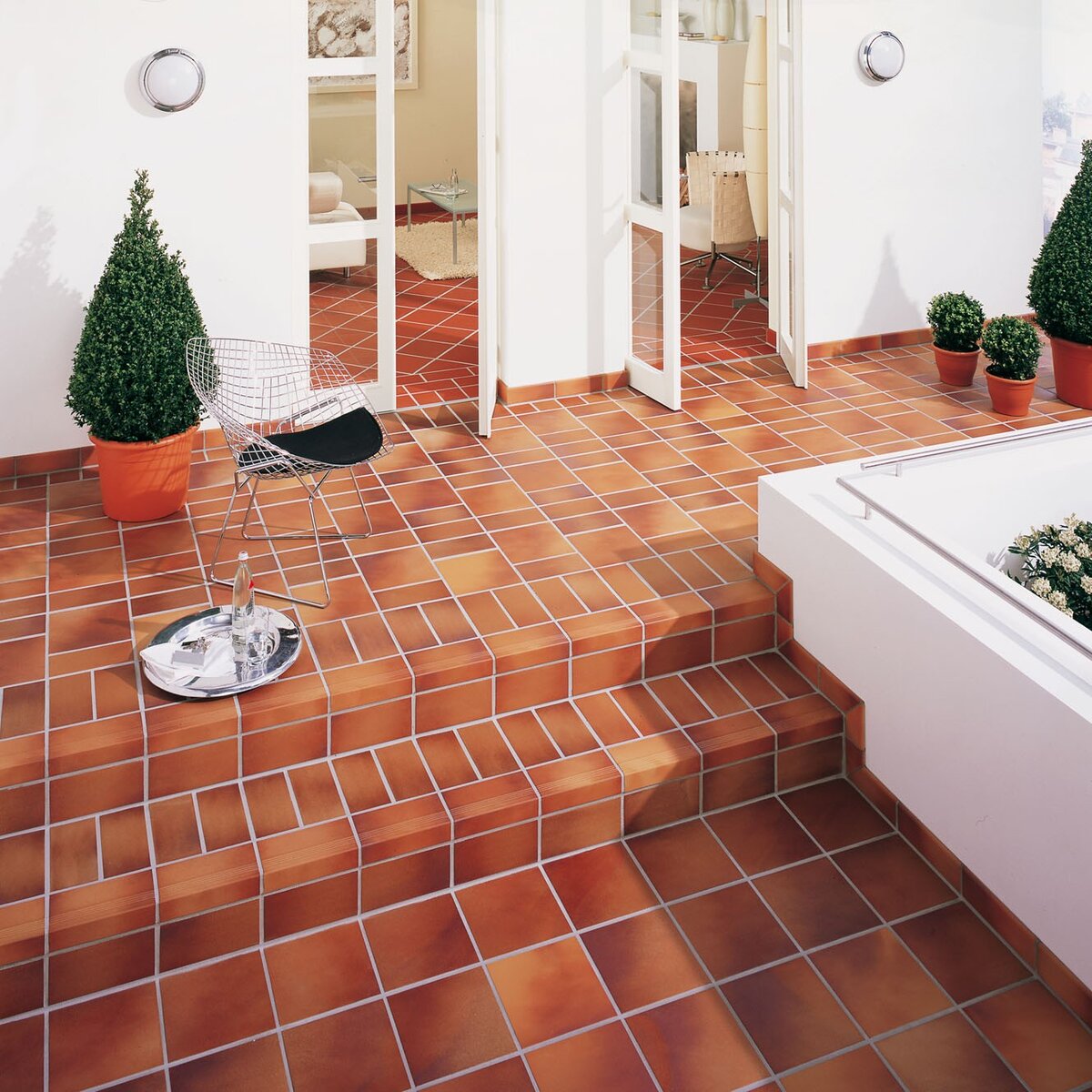 Входная группа из клинкерной плитки и ступеней Stroher Германия