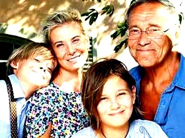 Фото семьи Кончаловского-Высоцкой.