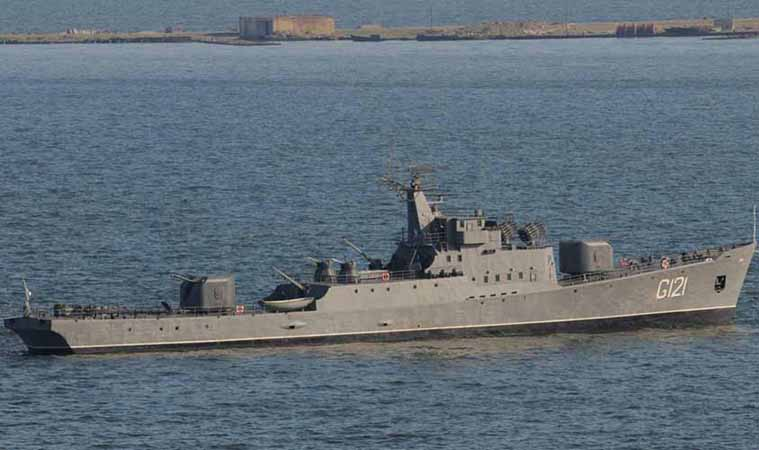 Флагманский корабль ВМС Азербайджана СКР "G-121 Гусары", бывший СКР проекта 159А "СКР-16 Бакинец"