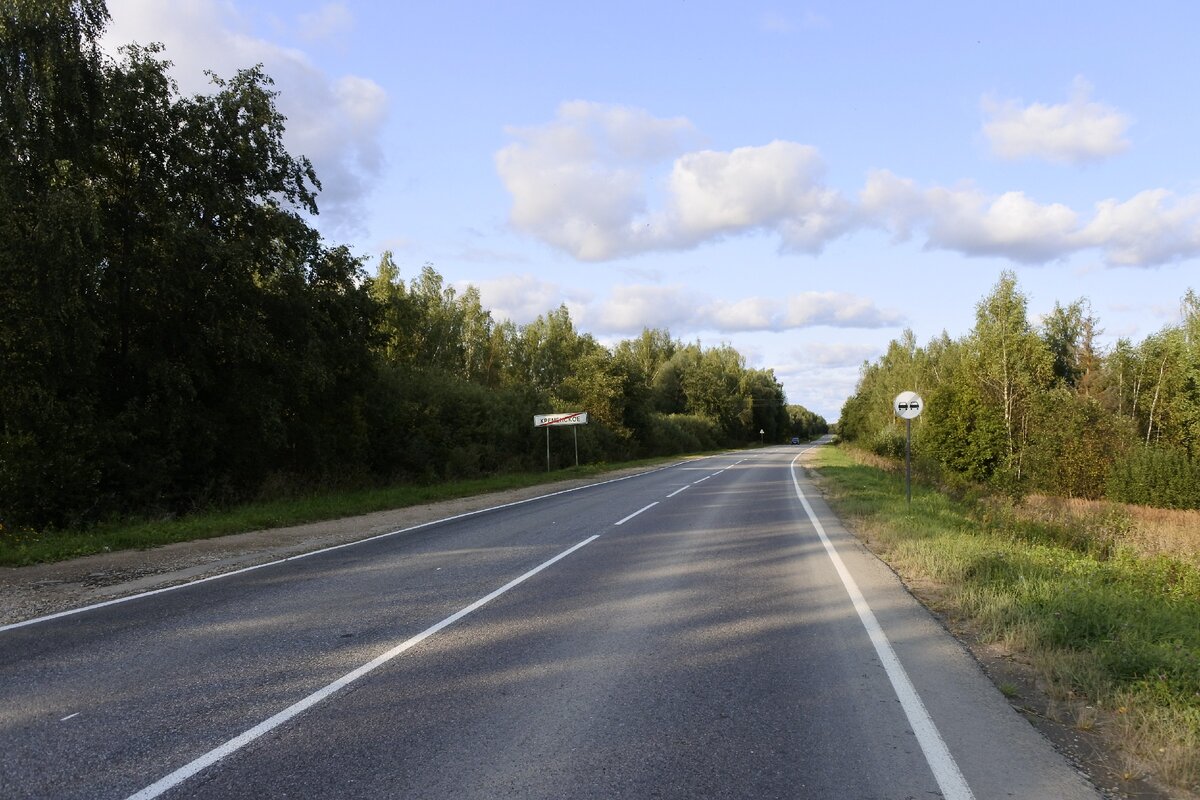 Дорога Медынь-Верея, по которой я попутками ехал в последнюю.