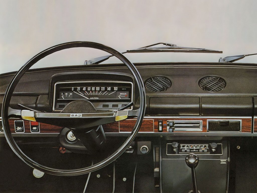 Салоны отечественных автомобилей (ч. 2) - ВАЗ ("классика" + "Нива ...