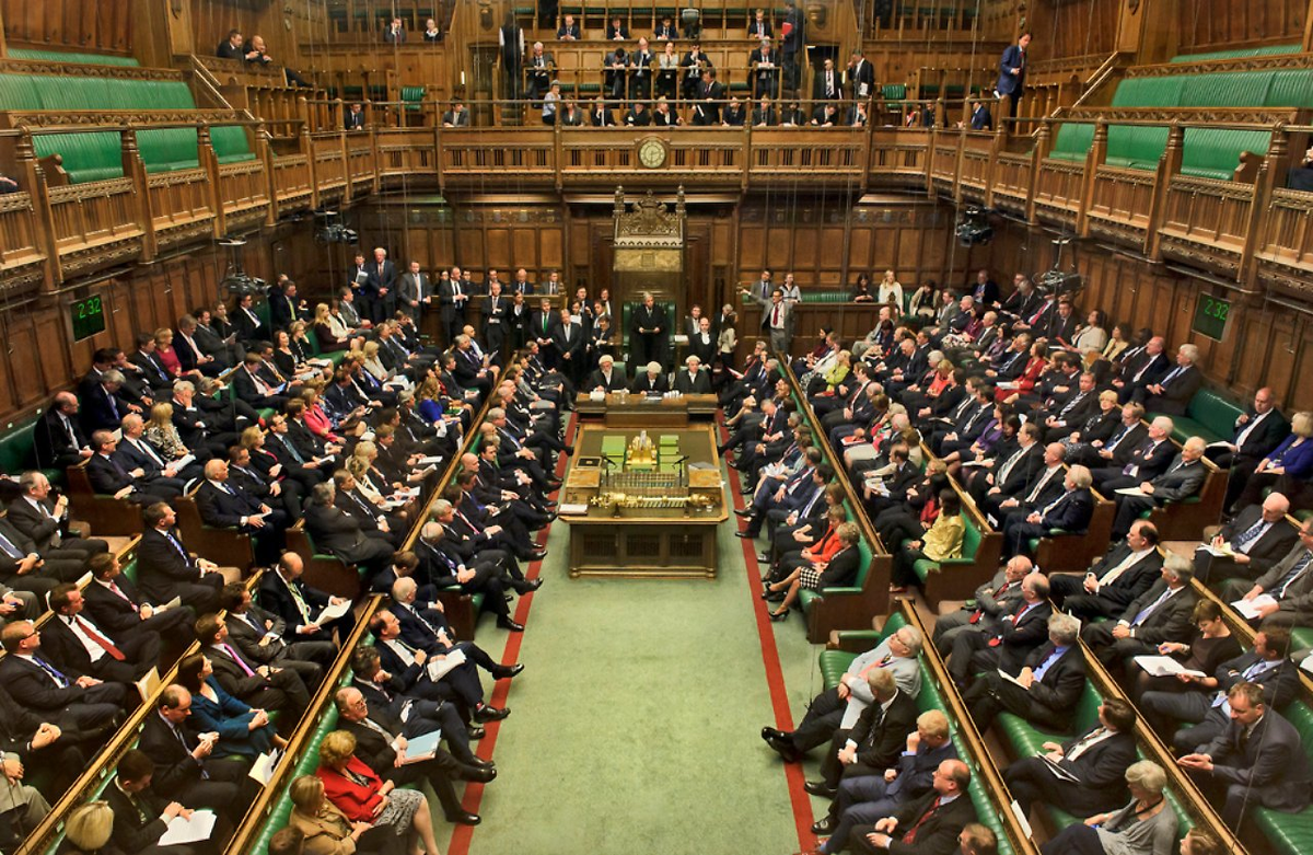 Правительство палата. Парламент Великобритании палата общин. Палаты общин (House of Commons). Заседание палаты общин Великобритании. Вестминстерский дворец палата общин.