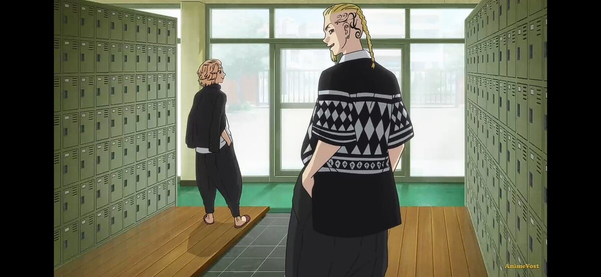 В сюжете есть некоторые недостатки, но в принципе прикольный. Но всё же я больше хочу прочитать мангу, чем посмотреть это аниме. 