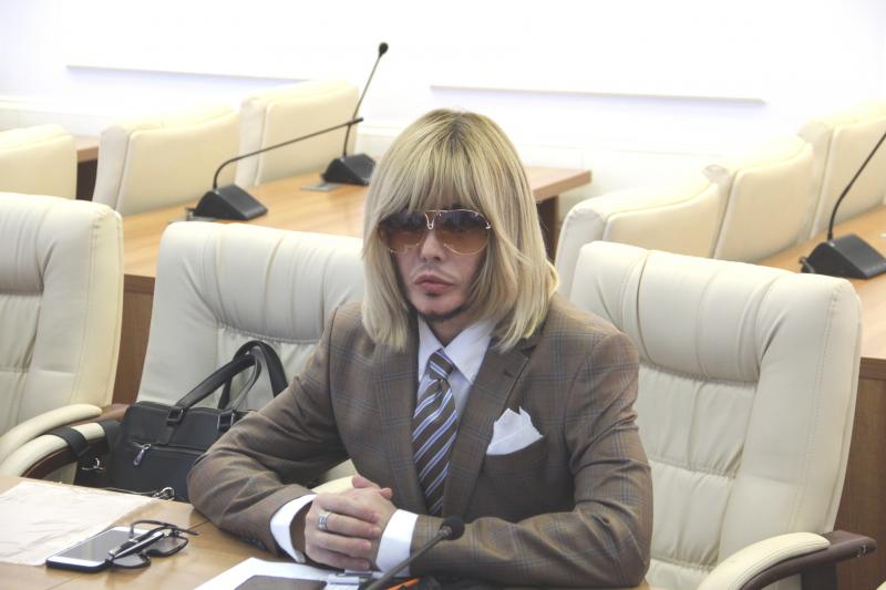 Сергей Зверев, стилист