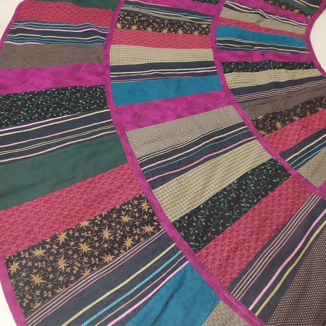 Юбка двухстороння,оборотная сторона черный хлопок