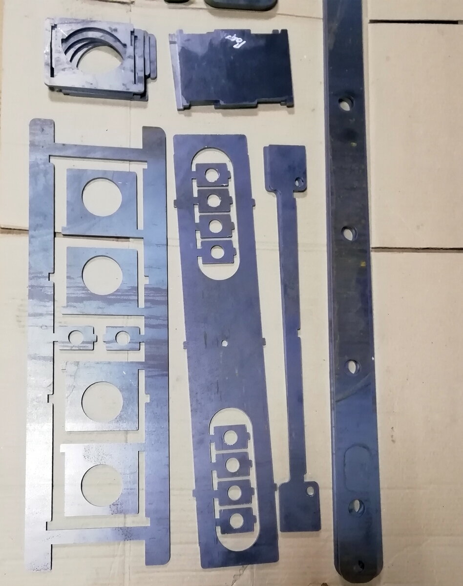 Детали пресса, изготовленные путем лазерной резки