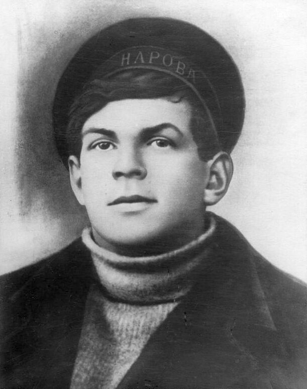Анатолий Григорьевич Железняков (1895 — 1919). 