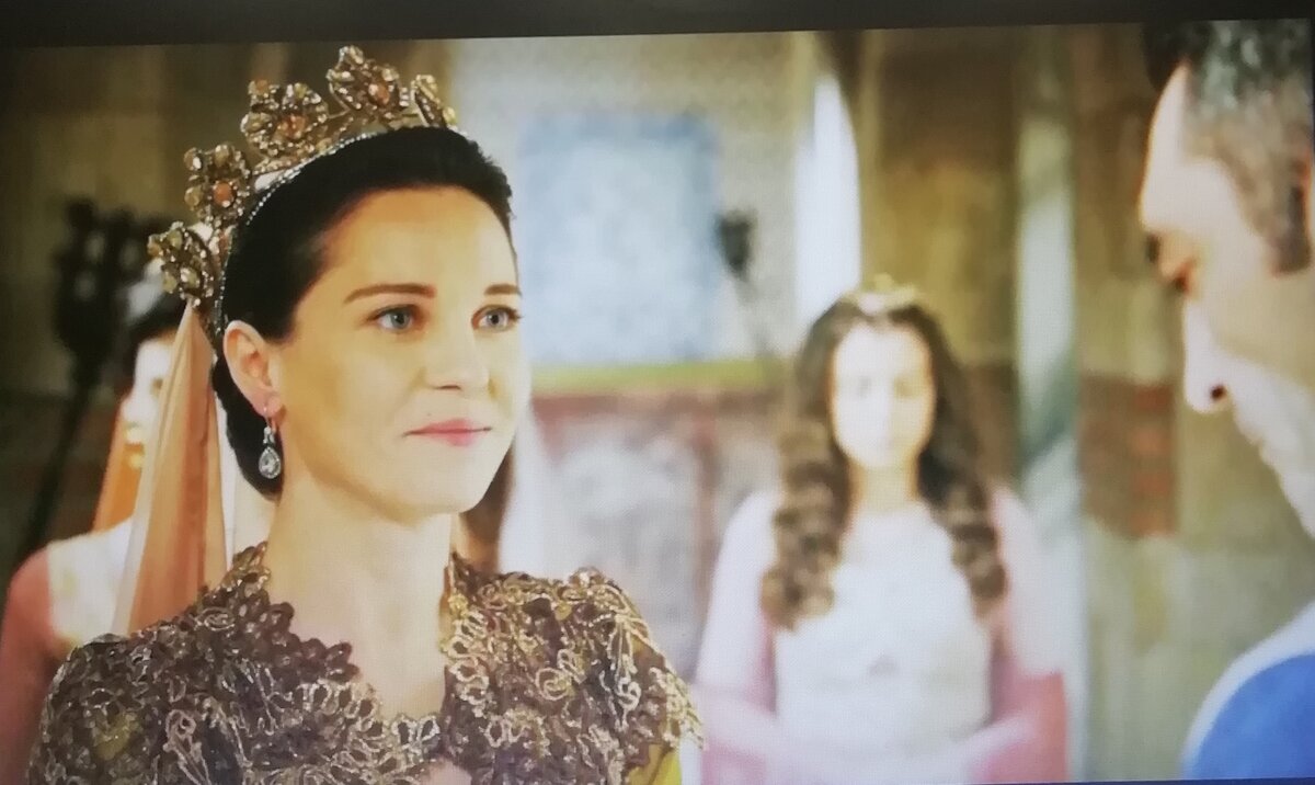 Хандан ищет встреч с Дервишем