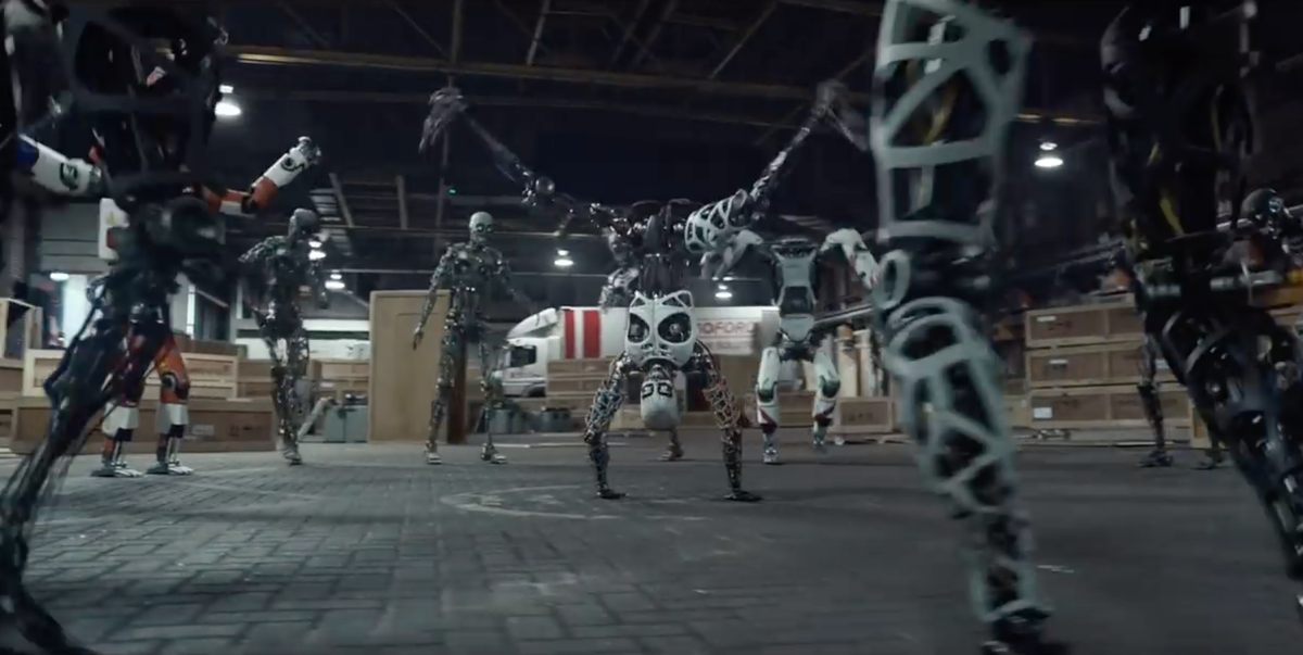 музыкальные клипы робот. музыкальные клипы робот. клип про роботов. ариана гранде 34+35. музыкальные клипы робот.