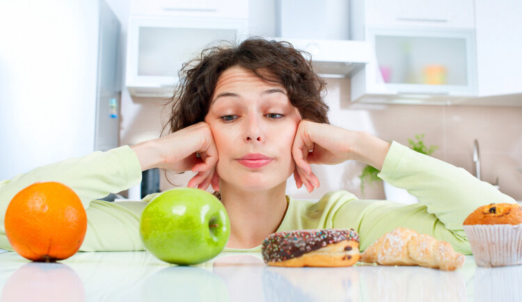 Официально в мире зарегистрировано 415 млн. людей с сахарным диабетом. А от его последствий ежегодно умирает около 4 млн. человек. При этом люди до последнего могут и не подозревать о том, что их организм поражен опасным недугом.