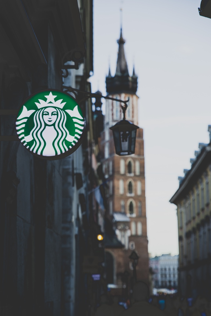 https://unsplash.com/photos/2-yFglFkRpo
