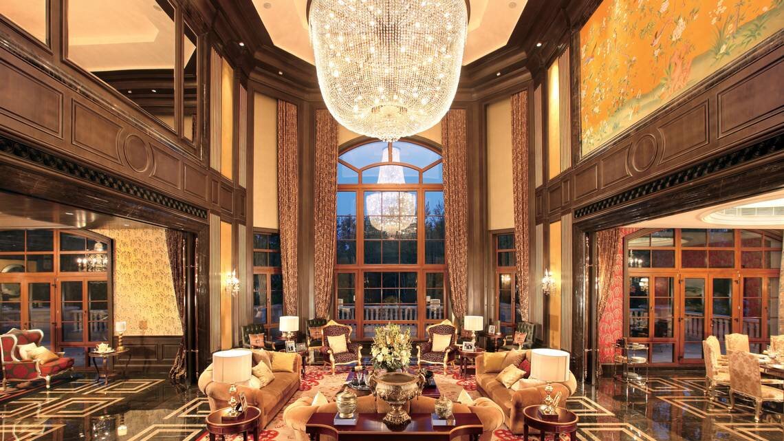 дорогие дома в индии. дорогие дома в индии. дорогие дома в индии. мукеш амбани дом в мумбаи. мумбаи, индия.