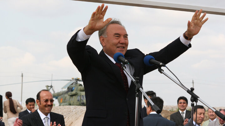 Нурсултан Назарбаев предложил придумать для страны новое название, отказавшись от «Казахстана». Фото: Alexei Usov / Globallookpress