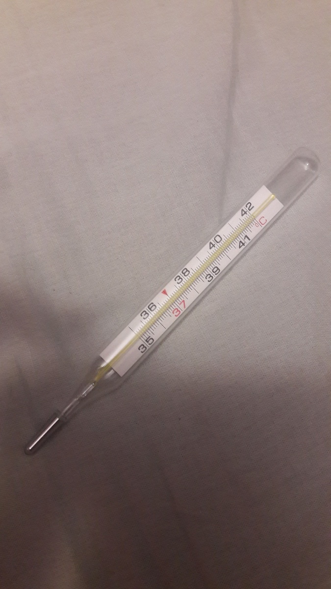 Меряю обычным градусником по старинке