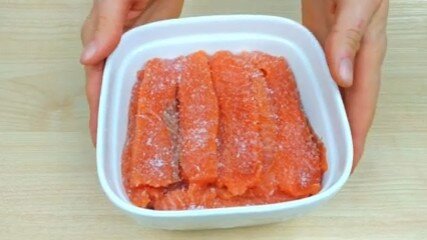 Как вкусно засолить красную рыбу