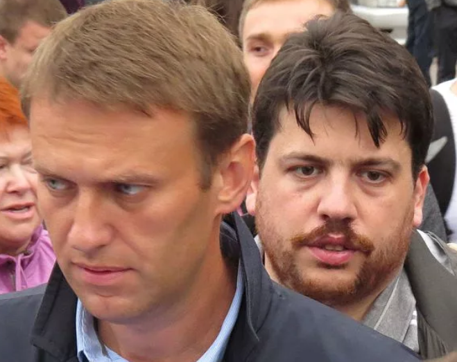 А. Навальный и Л. Волков