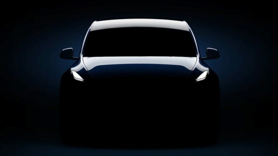 Model Y — компактный электрический кроссовер (SUV), который должен лаконично дополнить линейку моделей Tesla. Ранее компания Илона Маска  представила миру тизер нового авто, который, впрочем, оставил больше вопросов, чем ответов.
 
При этом во внешности Model Y отчетливо угадываются фирменные особенности электромобилей Tesla — например, «врожденный» минимализм