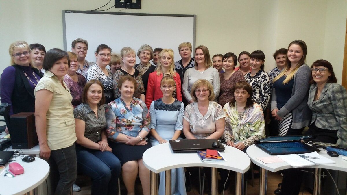 Интересная работа с чисто женскими коллективами!