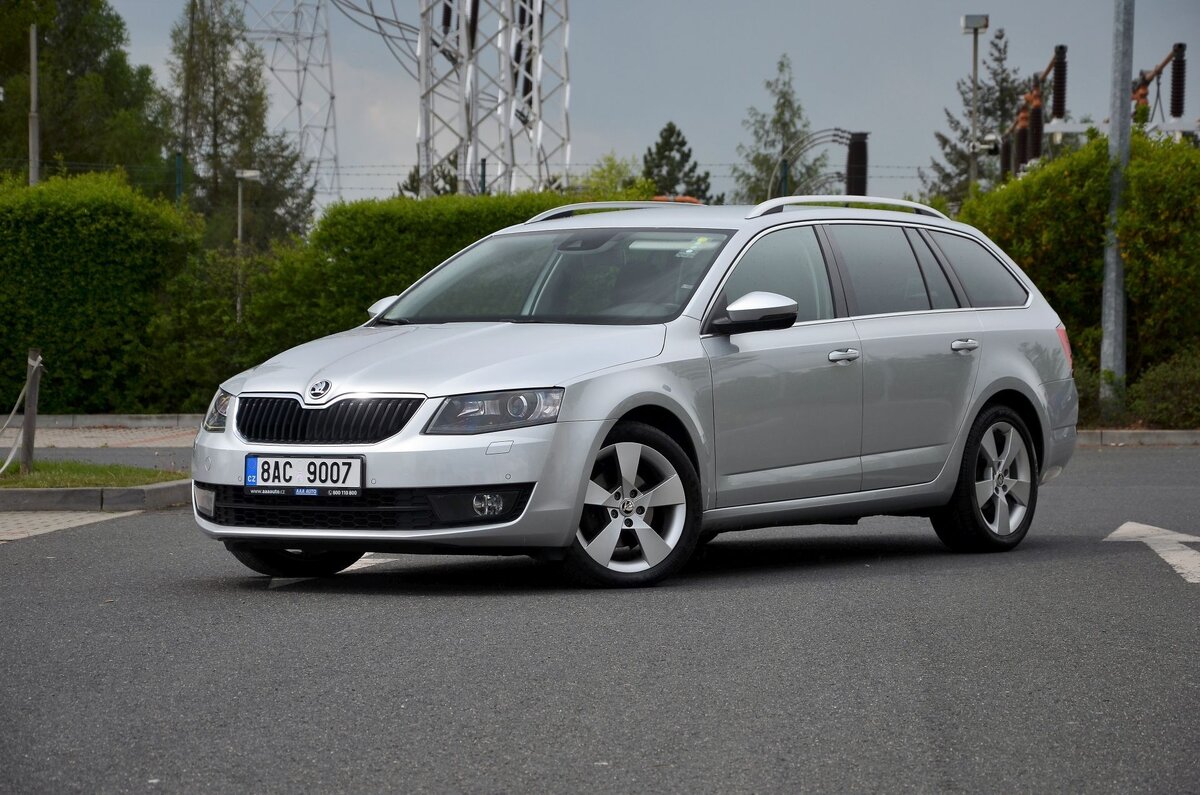 Думаю примерно какого года произведена вы можете предположить