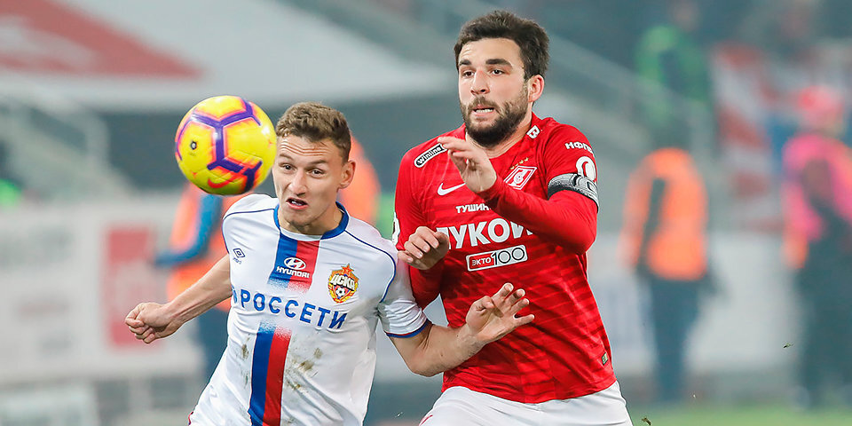 Джикия в борьбе против Чалова
Источник: https://s-cdn.sportbox.ru/images/styles/upload/fp_fotos/e7/ff/5016477aaf6abd6fe93b2b5d2b60e7965cb1aab0ab345572992509.jpg