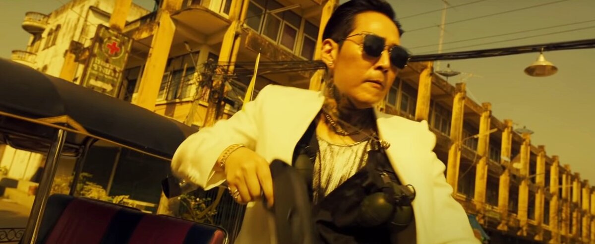 Кадры из фильма "Избави нас от лукавого", 2020 г., режиссёр Хон Вон-чхан.