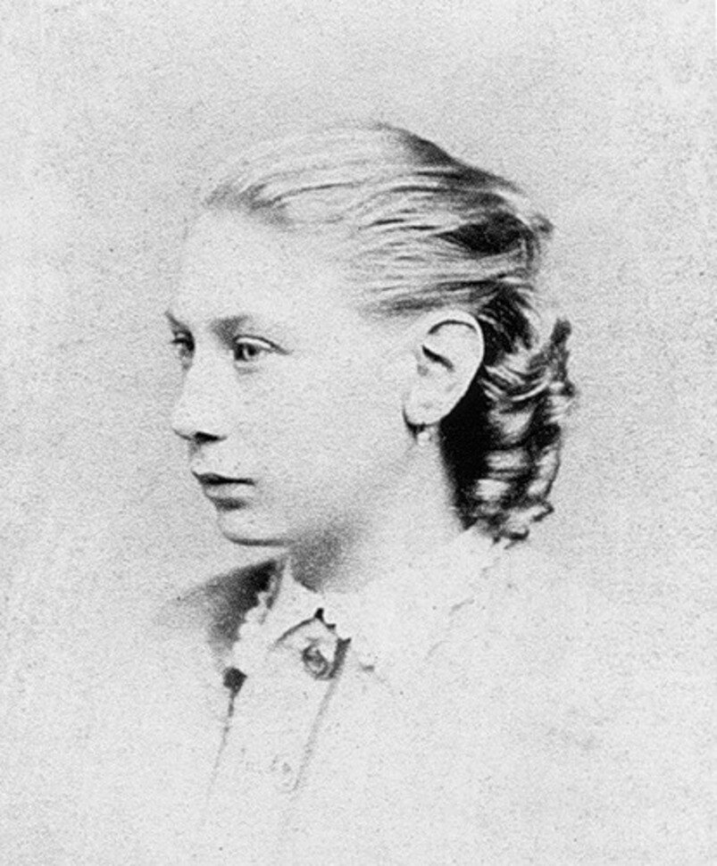 Великая княжна Вера Константиновна, дочь Великого князя Константина Николаевича, внучка Николая I, родная племянница Ольги Николаевны. 